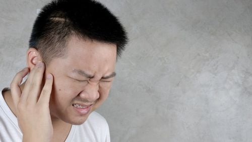 Phương pháp điều trị viêm tai giữa kèm nấm tai trong tại nhà?