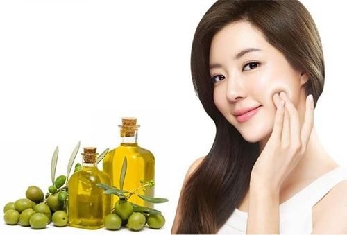
Một tác dụng của dầu oliu chính là chống nắng
