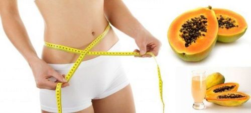 Due to its low calorie content, eating papaya aids in weight loss, improves digestion, and boosts the immune system.