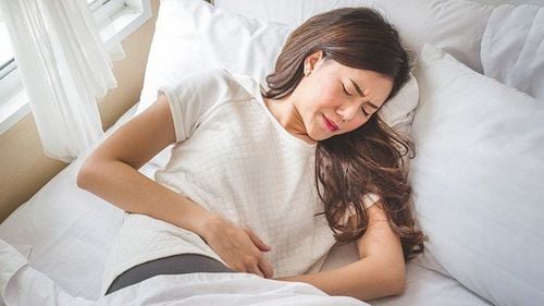 Có kinh 2 lần trong 1 tháng có ảnh hưởng buồng trứng không