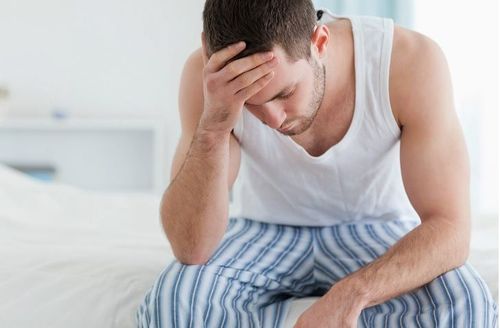 Đau đầu là tác dụng phụ có thể gặp khi dùng thuốc Yonsa