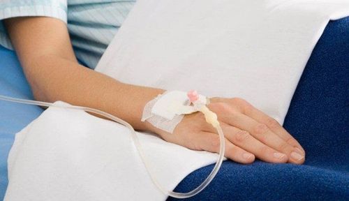 Dinh dưỡng tĩnh mạch hoàn toàn được sử dụng chủ yếu cho bệnh nhân sau phẫu thuật đường tiêu hóa