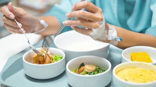 
Ăn nhiều lần trong ngày giúp cải thiện tình trạng chán ăn khi điều trị ung thư
