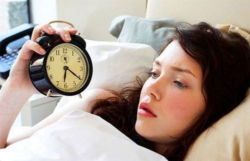 Many people suffer from insomnia due to drinking tea.