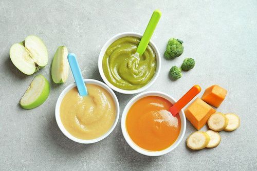 Parents should adjust the child's diet when they stop eating due to teething.
