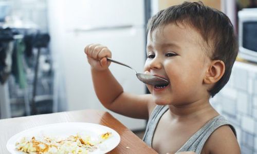Trẻ không hấp thu dinh dưỡng trong một thời gian dài có thể gây ra những hậu quả nghiêm trọng