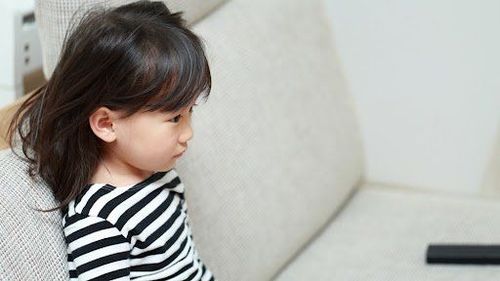 Trẻ phát triển không bình thường là khi phát triển kém hơn 5cm mỗi năm sau sinh nhật thứ 2