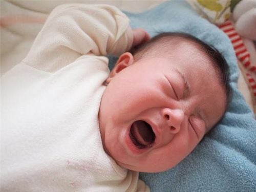 External stimuli are frequently the primary cause of infant muscle tension.