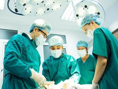 
Phẫu thuật điều trị đứt dây chằng chéo trước ở trẻ
