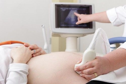 Thai 5 tuần chưa có âm vang thai có sao không?