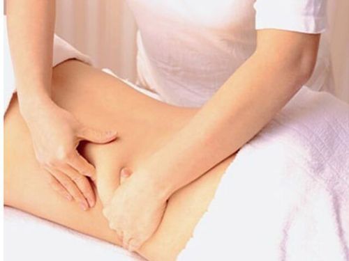 Bấm huyệt chữa bệnh trĩ được rất nhiều người tin dùng
