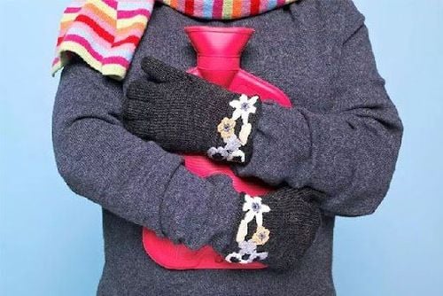 What to do if you have sinusitis? You should keep your body warm during cold weather.