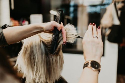 14 cách giúp tóc mọc nhanh và chắc khỏe hơn