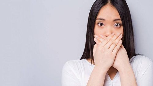 Why does the tongue smell bad despite proper hygiene?