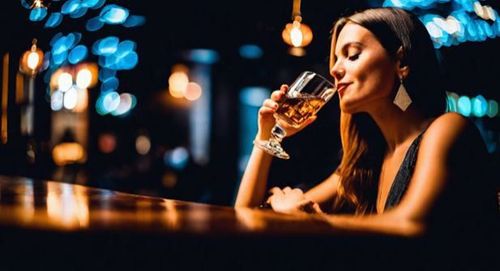 Chỉ riêng rượu và nước tăng lực cũng có thể gây ra các bệnh tim mạch khi uống riêng biệt, không cần pha với nhau