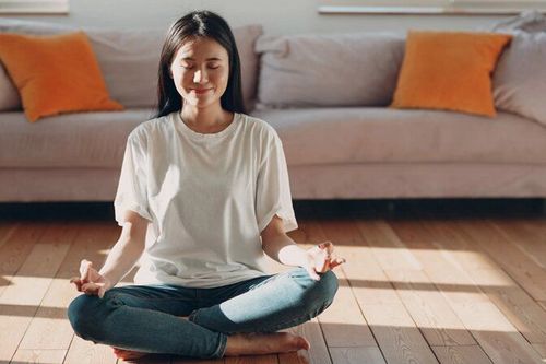 Regular mindfulness and meditation help restructure the brain in a positive direction and enhance long-term stress resilience