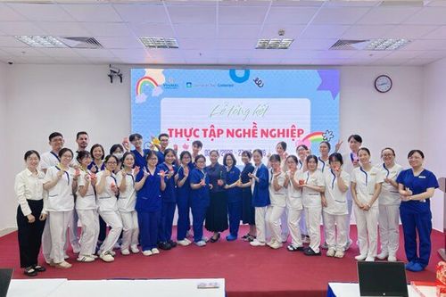 Toàn cảnh Lễ tổng kết thực tập tốt nghiệp khóa 3 của sinh viên Điều dưỡng Trường Điều dưỡng - Kỹ thuật Y học (ĐH Y Dược TP.HCM) tại Vinmec Central Park