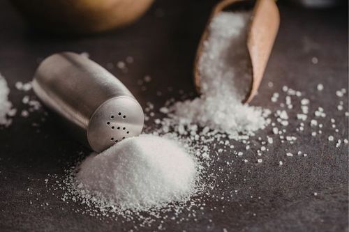 Limit salt, fat, and sugar intake during pregnancy to reduce risk of carpal tunnel syndrome