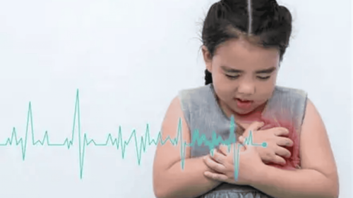 Trẻ hay đau ngực có nguyên nhân do đâu?