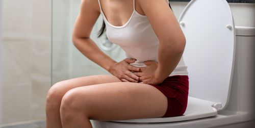 Trào ngược dạ dày gây tiêu chảy: Nguyên nhân và biến chứng