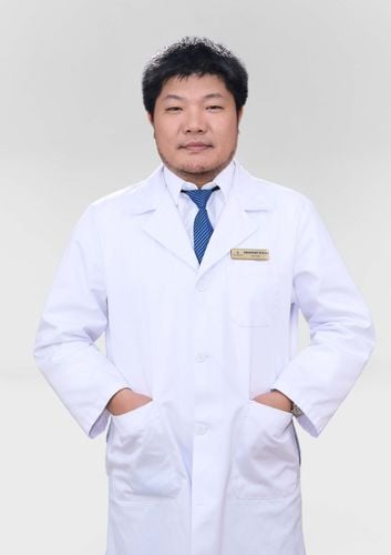 Hoàng Nguyễn Nhật Tân