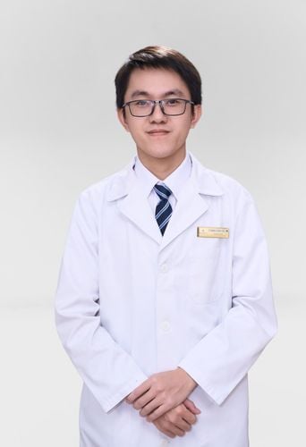 Lê Hoàng Trung Hiếu