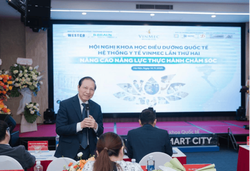 TTND. GS.TS.BS. Đỗ Tất Cường – Chủ tịch Hội đồng Cố vấn Lâm sàng và Hoạt động Đối ngoại – Hệ thống Y tế Vinmec, chia sẻ định hướng phát triển cho khối điều dưỡng