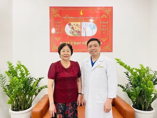 Thoát gánh nặng sa vùng kín ở tuổi 72 nhờ phác đồ y học cổ truyền chuyên sâu tại Vinmec Smart City